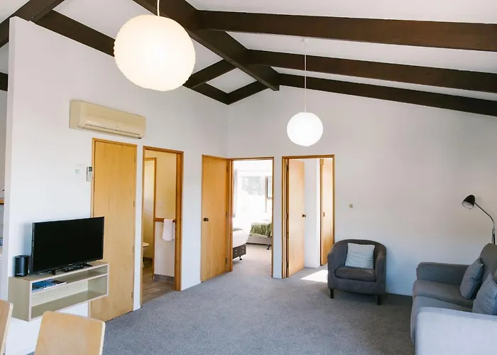 Unit 7 Kaiteri Apartments And Holiday Homes